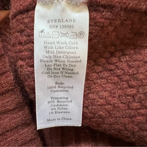 GUC | Everlane Recycled Cashmere, Waffle-knit Mockneck Sweater | Rust - Picture 5 of 7